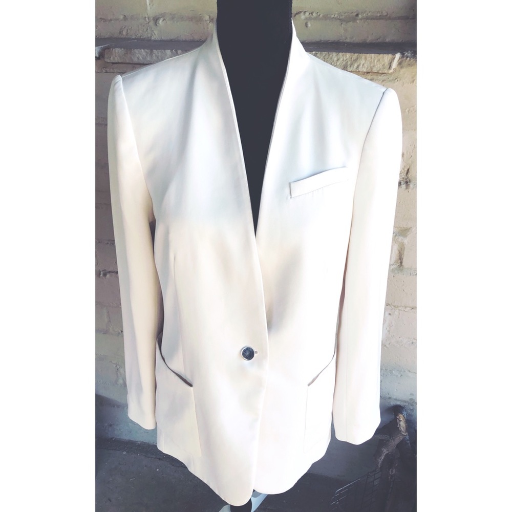 Vintage 1974 Calvin Klein White Chic Lined Blazer